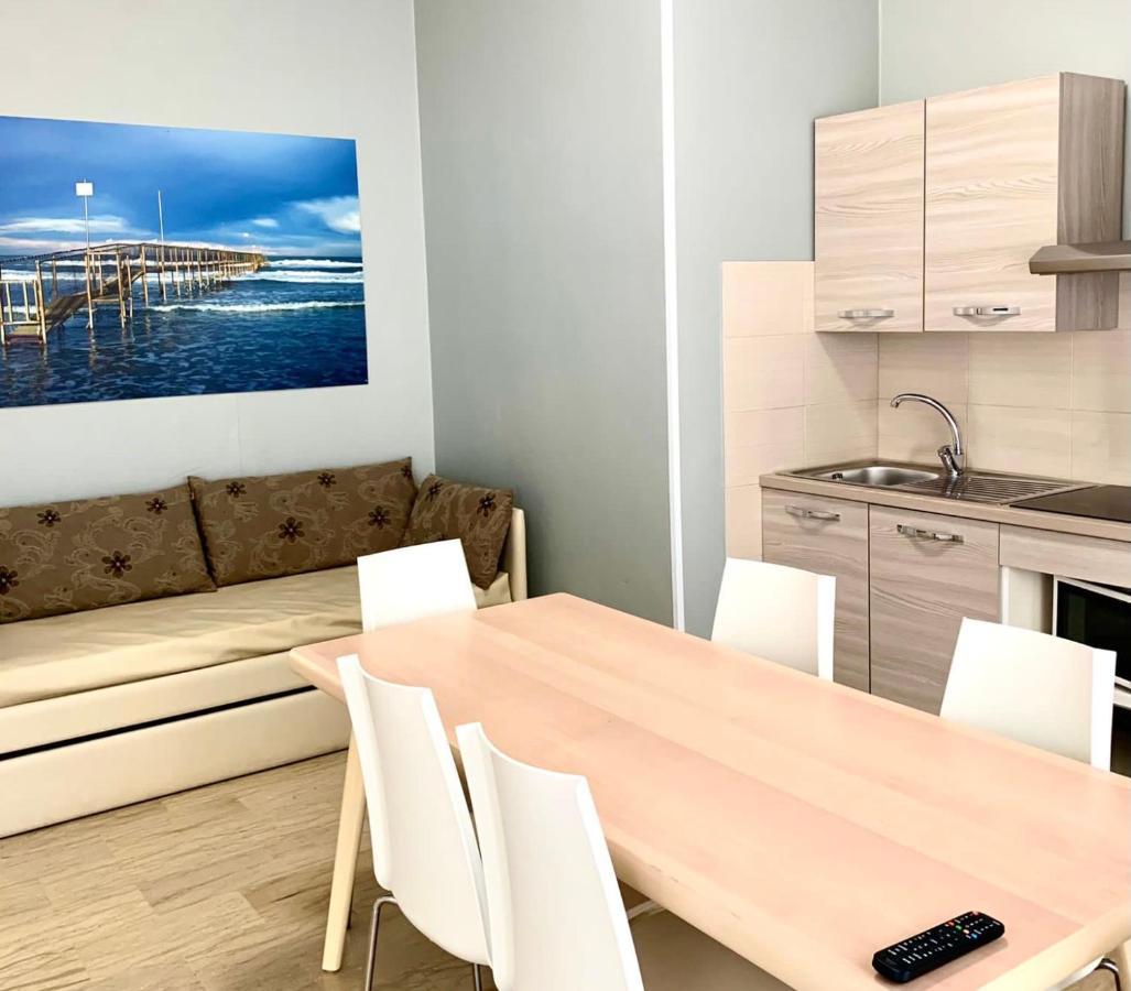 Battigia - Appartamenti Vacanze Rimini Esterno foto