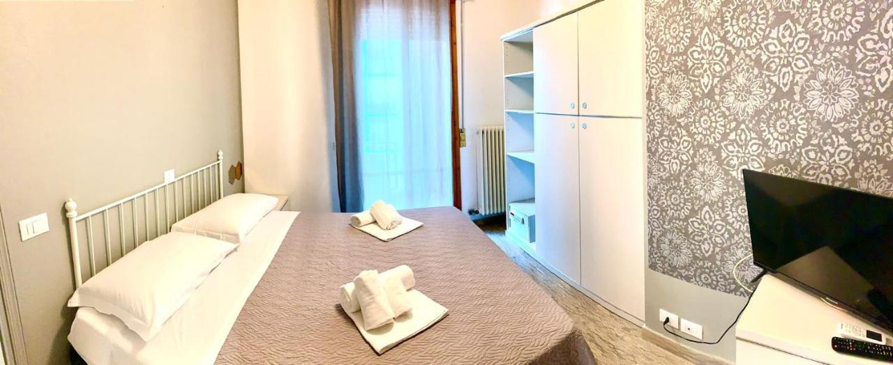 Battigia - Appartamenti Vacanze Rimini Esterno foto